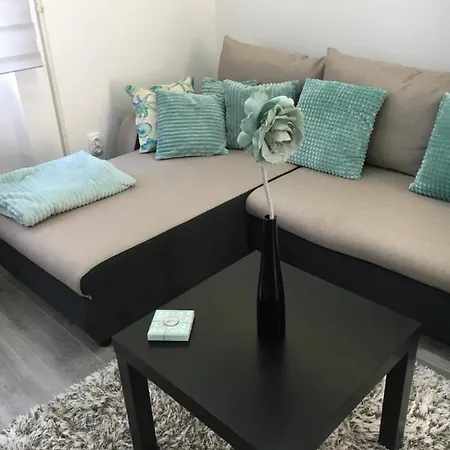 Apartment Mercedes *