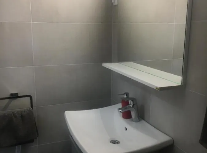 Mercedes Apartamento