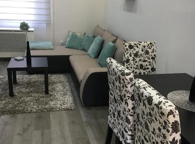 Mercedes Apartamento